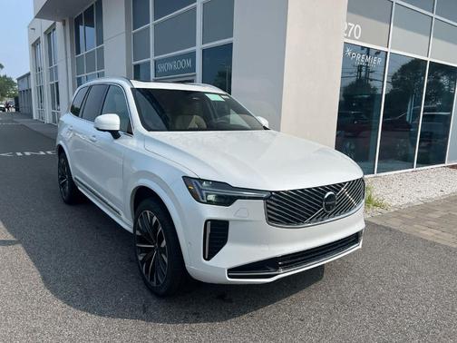 2026 Volvo XC90 B6 Plus 7-Seater