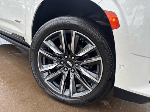 Crystal White Tri-Coat 2021 Cadillac Escalade Sport Platinum