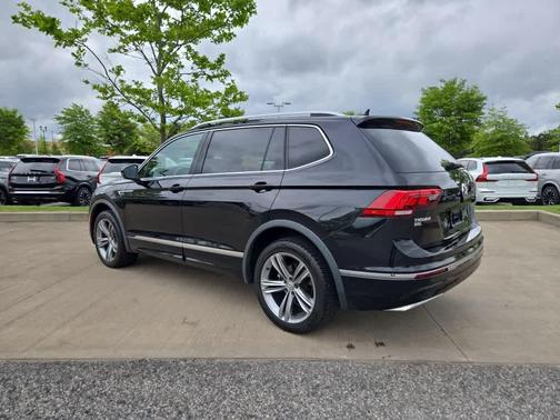 2019 Volkswagen Tiguan 2.0T SEL R-Line