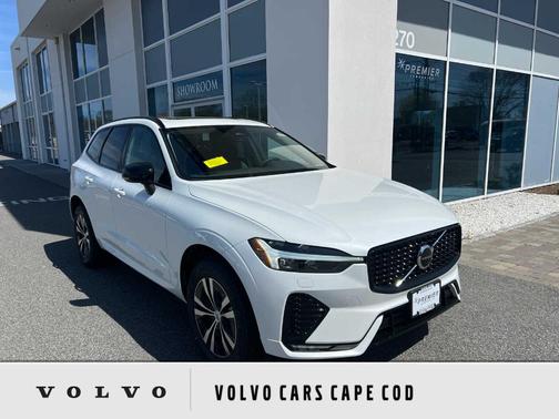 2025 Volvo XC60 B5 Core