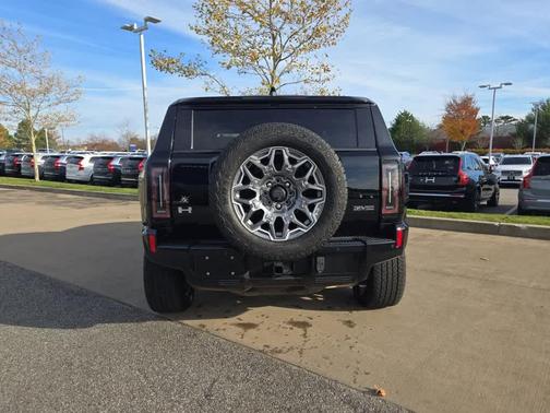 2024 GMC HUMMER EV SUV 3X