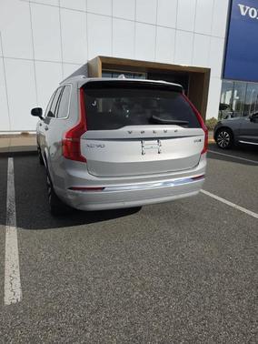Silver 2024 Volvo XC90 B5 Plus Bright Theme