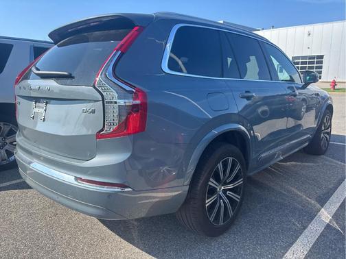 Thunder Gray Metallic 2023 Volvo XC90 B6 Plus 7-Seater