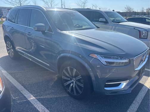 Thunder Gray Metallic 2023 Volvo XC90 B6 Plus 7-Seater