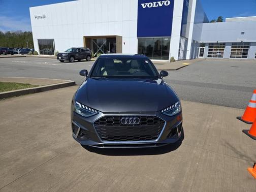 2023 Audi A4 45 S line Premium Plus