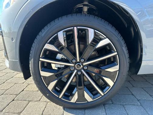 Gray 2026 Volvo XC60 B5 Ultra