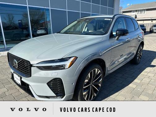 Gray 2026 Volvo XC60 B5 Ultra