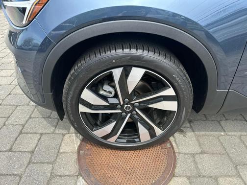 Denim Blue 2026 Volvo XC40 B5 Plus