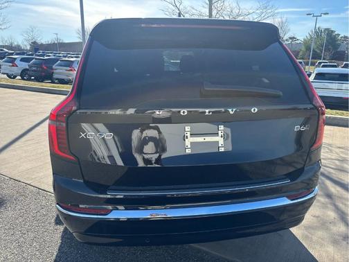 Onyx Black 2026 Volvo XC90 B6 Plus 7-Seater