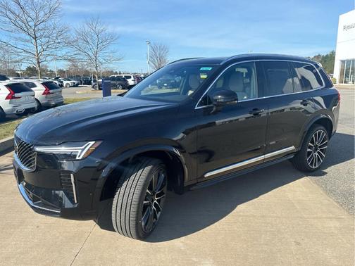 Onyx Black 2026 Volvo XC90 B6 Plus 7-Seater