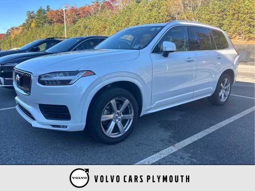 2023 Volvo XC90 B5 Core