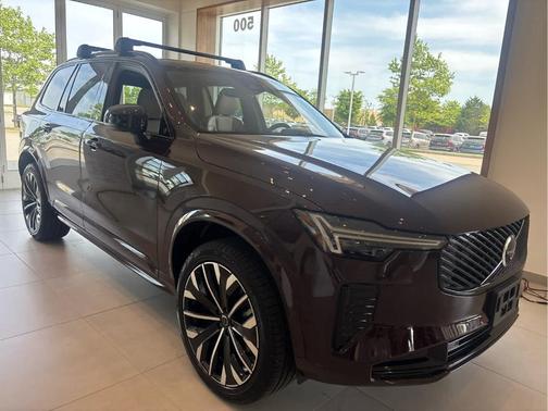 Mulberry Red 2026 Volvo XC90 B6 Ultra Dark Theme 6-Seater