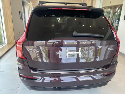 Mulberry Red 2026 Volvo XC90 B6 Ultra Dark Theme 6-Seater