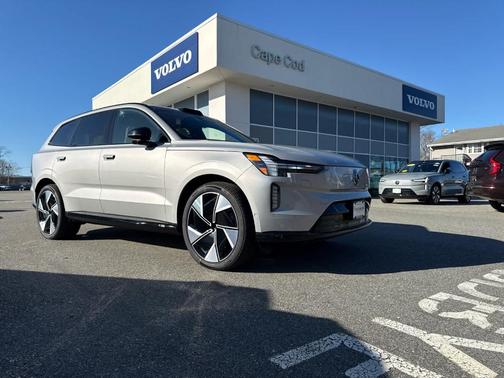 Metallic 2025 Volvo EX90 Twin Motor Ultra