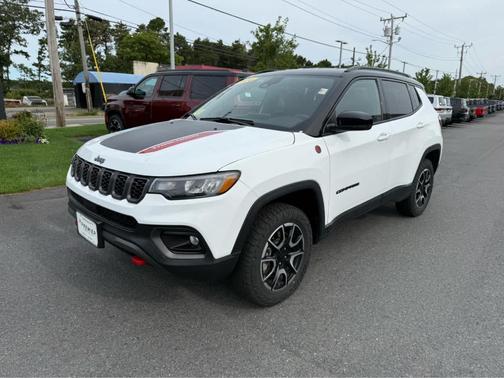 2024 Jeep Compass Trailhawk