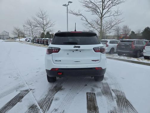 2024 Jeep Compass Trailhawk