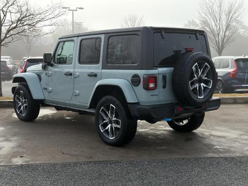 2024 Jeep Wrangler 4xe Sport