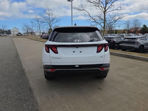 2024 Hyundai TUCSON SEL