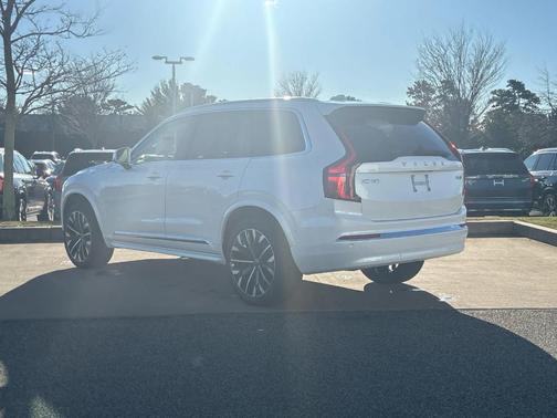 2026 Volvo XC90 B6 Ultra 7-Seater