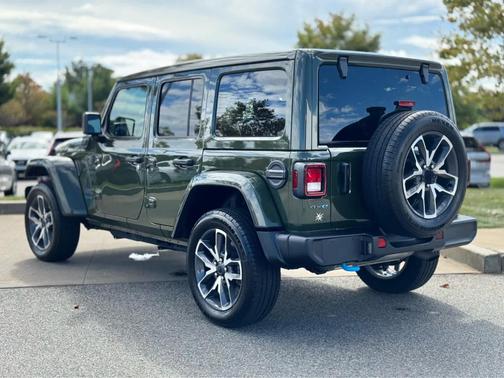 2024 Jeep Wrangler 4xe Sport