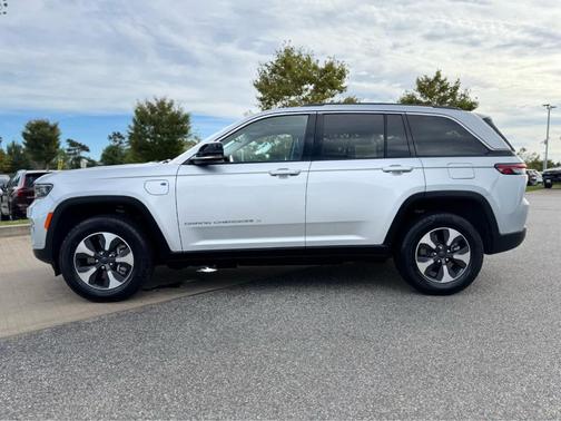 2023 Jeep Grand Cherokee 4xe Base