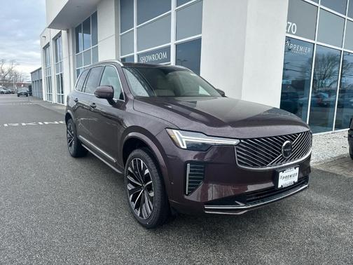 Mulberry Red 2026 Volvo XC90 B6 Plus 6-Seater