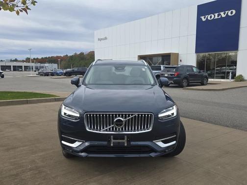 2023 Volvo XC90 B6 Ultimate 7-Seater