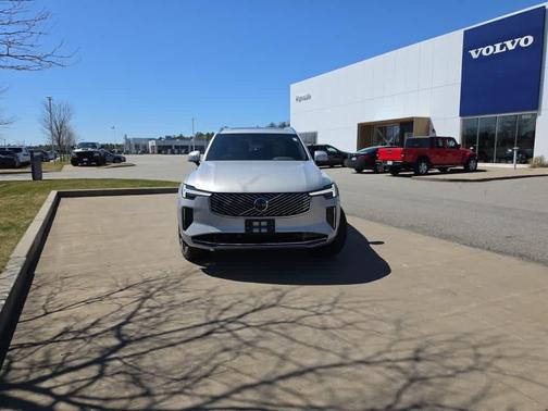 Silver 2025 Volvo XC90 PLUS