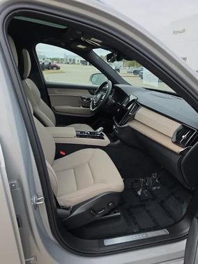 Silver 2025 Volvo XC90 PLUS
