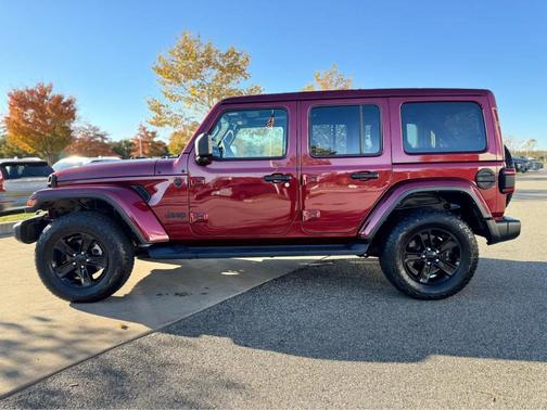 2021 Jeep Wrangler Unlimited Sahara Altitude