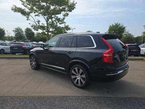 2025 Volvo XC90 B6 Ultra