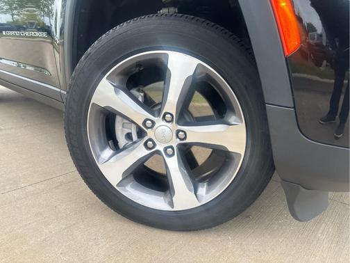 Diamond Black 2023 Jeep Grand Cherokee 4xe Base