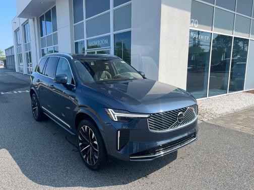 2025 Volvo XC90 Plug-In Hybrid T8 Ultra 7-Seater