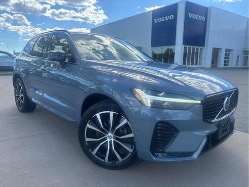 Gray 2023 Volvo XC60 B5 Plus Dark Theme