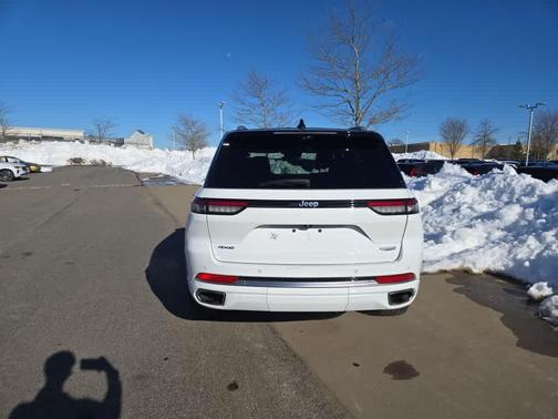 2023 Jeep Grand Cherokee 4xe Summit