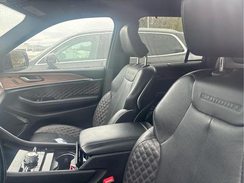 2023 Jeep Grand Cherokee 4xe Summit