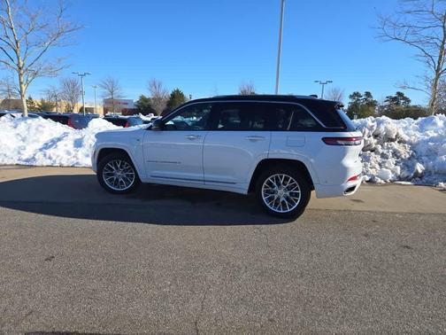 2023 Jeep Grand Cherokee 4xe Summit