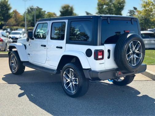 2024 Jeep Wrangler 4xe Sport