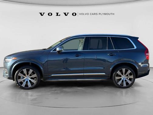 Denim Blue Metallic 2025 Volvo XC90 Plug-In Hybrid T8 Plus 7-Seater