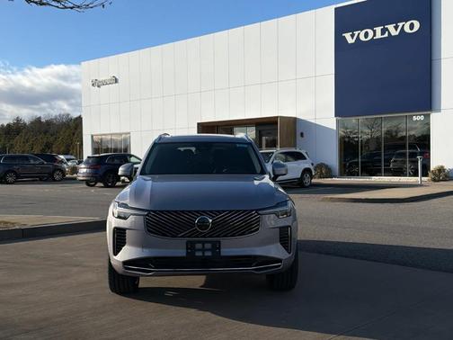 2026 Volvo XC90 B6 Plus 7-Seater