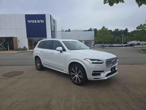 2025 Volvo XC90 Plug-In Hybrid T8 Ultra 7-Seater