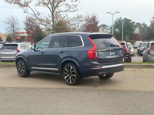 2023 Volvo XC90 B6 Plus 6-Seater