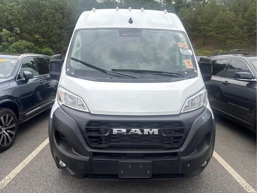 Bright White Clearcoat 2026 RAM ProMaster 2500 High Roof
