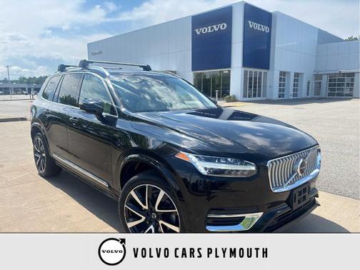 Onyx Black Metallic 2023 Volvo XC90 B6 Plus 6-Seater