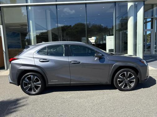 2020 Lexus UX 250h Base