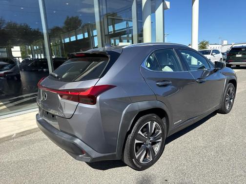 2020 Lexus UX 250h Base