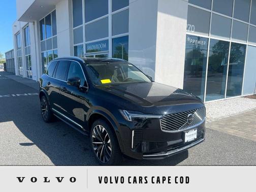 2025 Volvo XC90 B6 Plus 7-Seater