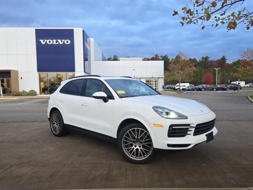 2022 Porsche Cayenne Platinum Edition