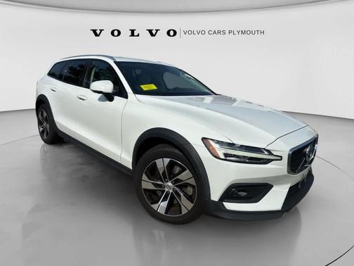 Ice White 2021 Volvo V60 Cross Country T5
