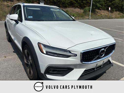 Ice White 2021 Volvo V60 Cross Country T5